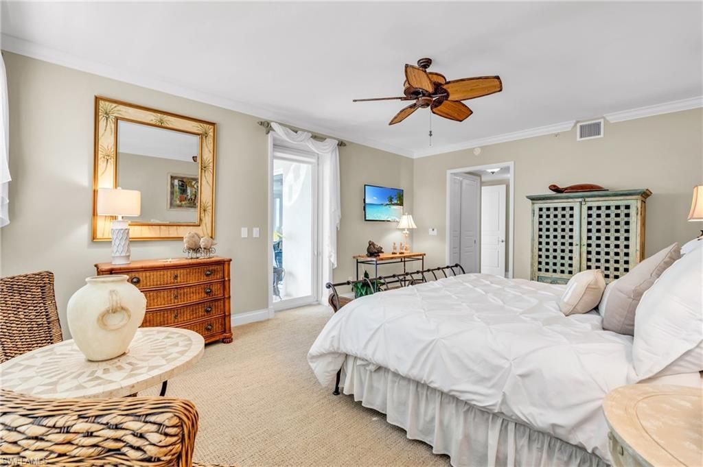 4137 Bay Beach Ln , Unit 585, Fort Myers Beach, FL 33931 Photo