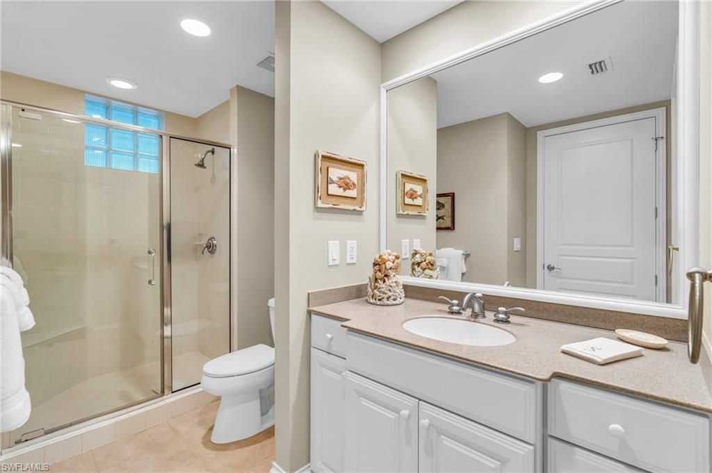 4137 Bay Beach Ln , Unit 585, Fort Myers Beach, FL 33931 Photo