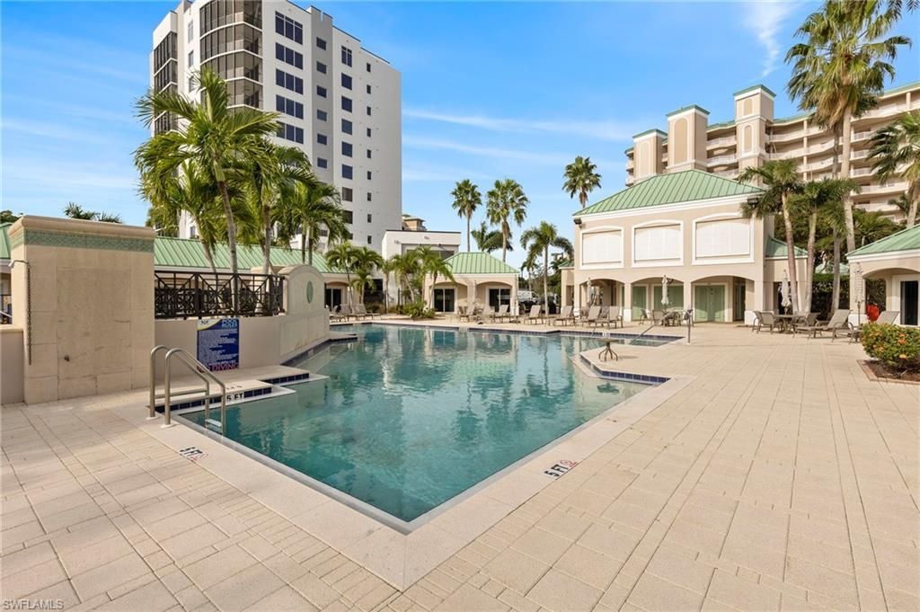 4137 Bay Beach Ln , Unit 585, Fort Myers Beach, FL 33931 Photo