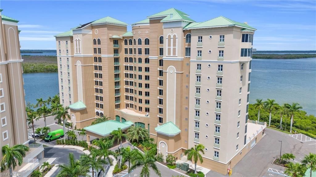 4137 Bay Beach Ln , Unit 585, Fort Myers Beach, FL 33931 Photo