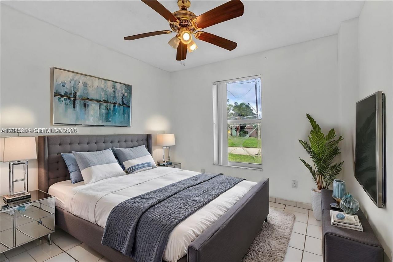 768 SW 9th St , Florida City, FL 33034 Photo