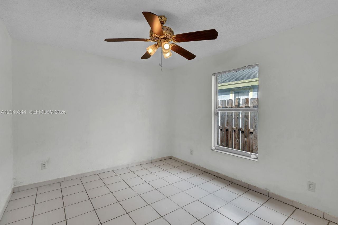 768 SW 9th St , Florida City, FL 33034 Photo