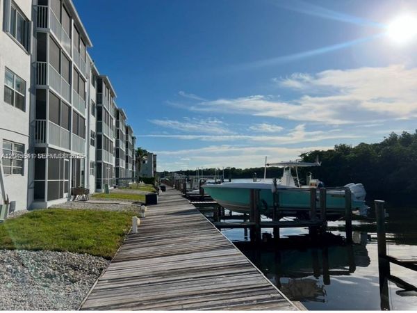 689 NE 6th Ct , Unit 1080, Boynton Beach, FL 33435