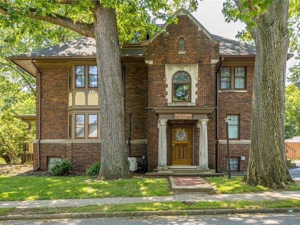 901 Main Street , East Rochester, NY 14445