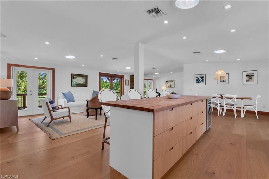 828 Sanctuary Rd , Naples, FL 34120 Photo