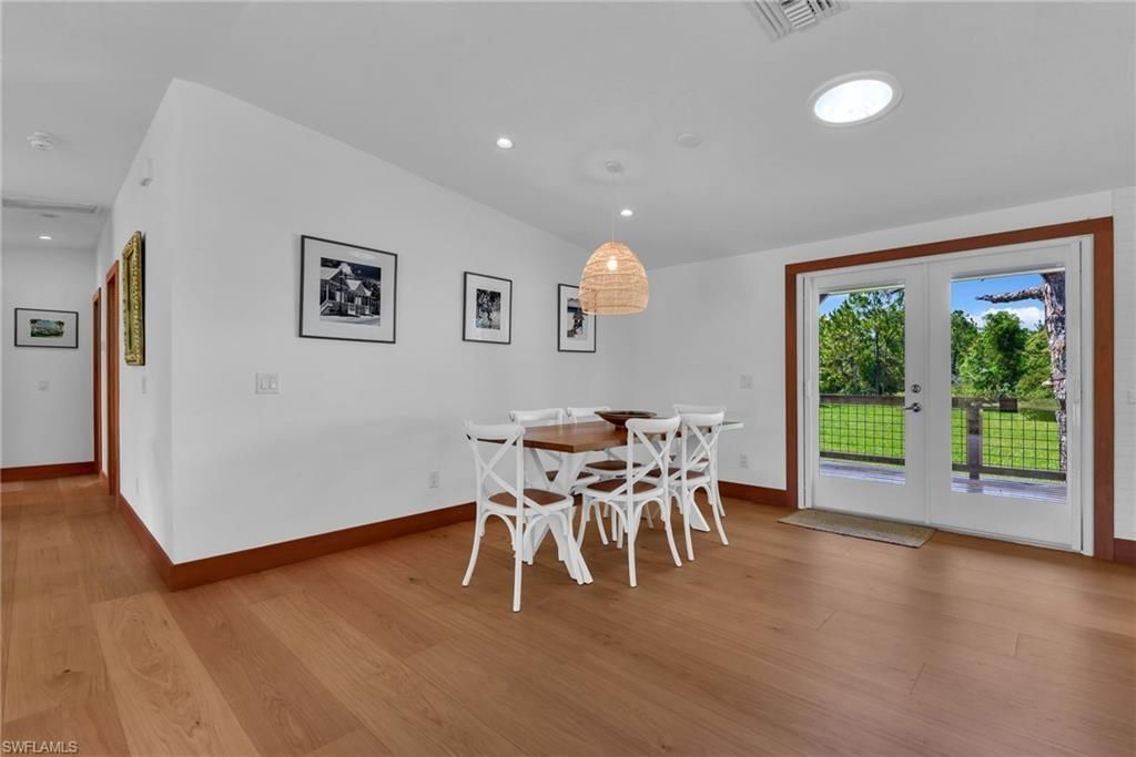 828 Sanctuary Rd , Naples, FL 34120 Photo