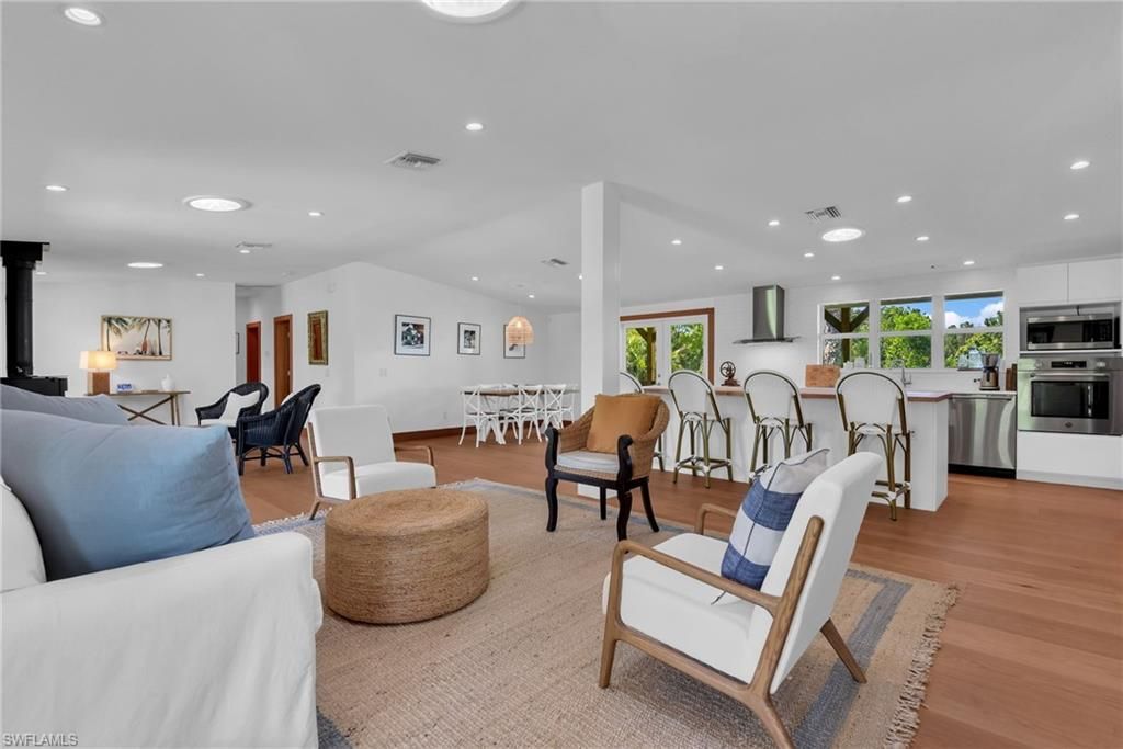 828 Sanctuary Rd , Naples, FL 34120 Photo