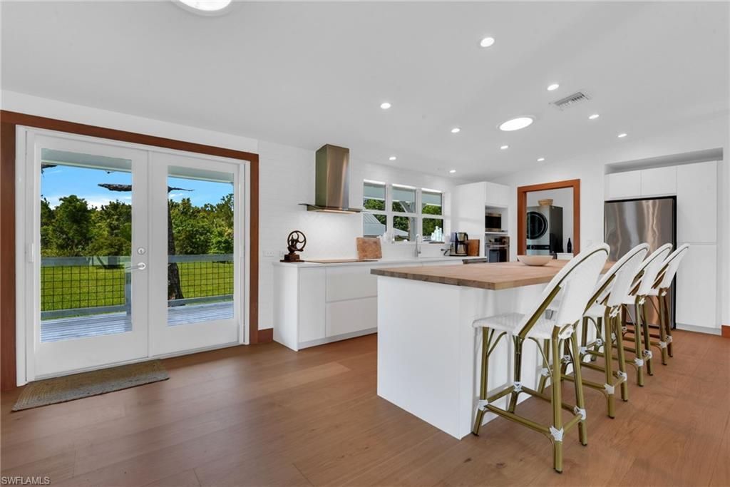 828 Sanctuary Rd , Naples, FL 34120 Photo