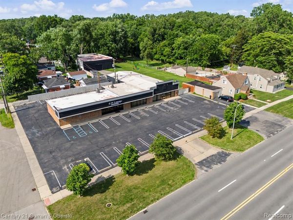 27720 Joy Road, Livonia, Mi 48150