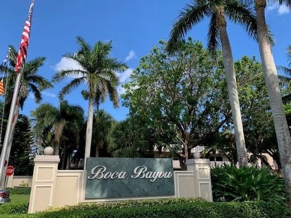 26 Royal Palm Way, Unit 302, Boca Raton, FL 33432