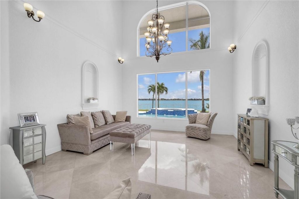 4707 SW 195th Terrace, Miramar, FL 33029 Photo