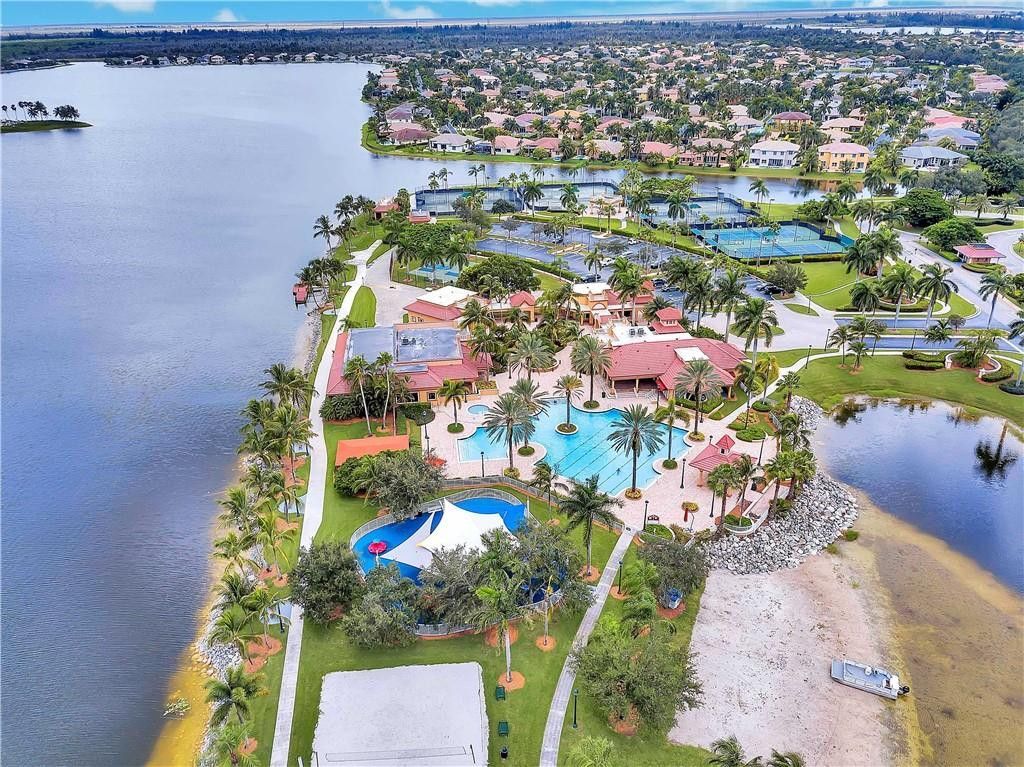 4707 SW 195th Terrace, Miramar, FL 33029 Photo