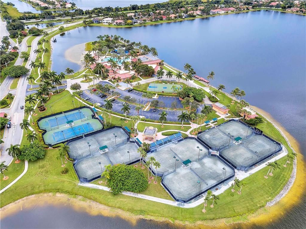 4707 SW 195th Terrace, Miramar, FL 33029 Photo