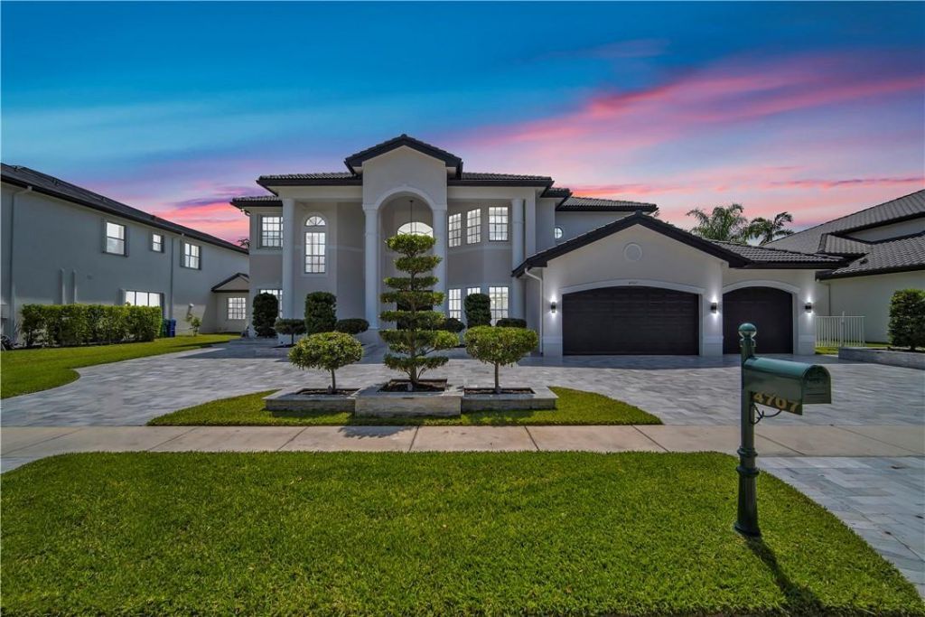4707 SW 195th Terrace, Miramar, FL 33029 Photo