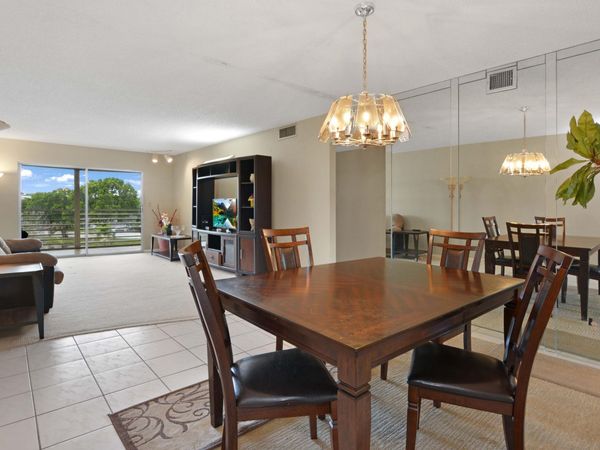2101 Lucaya Bend, Unit D4, Coconut Creek, FL 33066