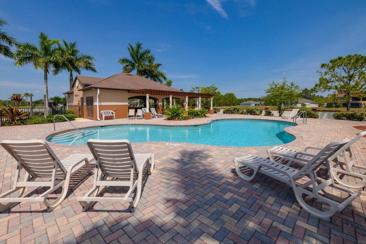 5021 NW Coventry Circle, Port Saint Lucie, FL 34986 Photo