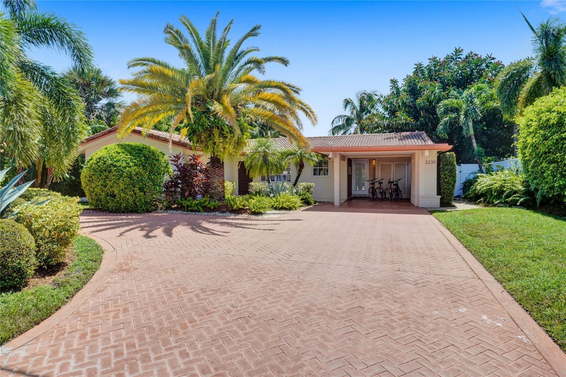 3230 S Terra Mar Drive, Lauderdale by the Sea, FL 33062 Photo