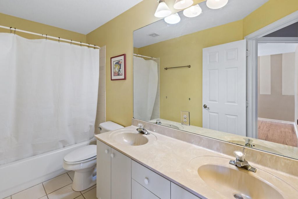 3516 NW Deer Oak Drive, Jensen Beach, FL 34957 Photo