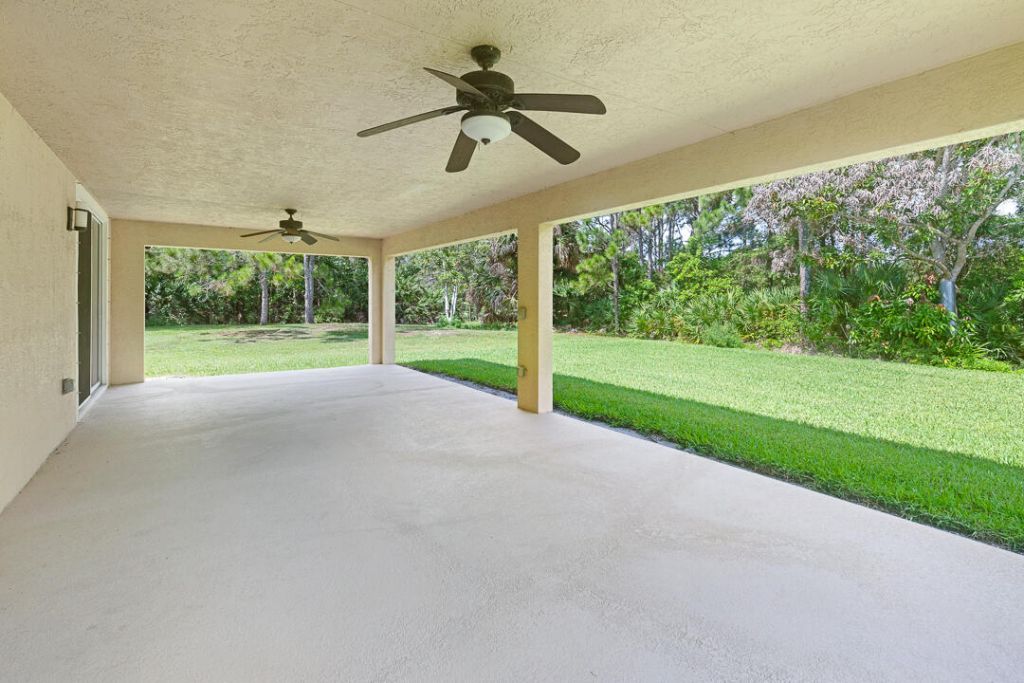 3516 NW Deer Oak Drive, Jensen Beach, FL 34957 Photo