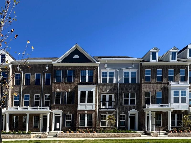6898 Seville Street, Unit Lot 2301, Dublin, OH 43017 Photo 3