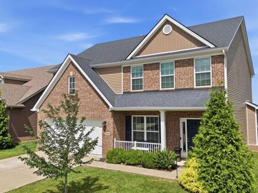 240 Blackthorn Drive, Nicholasville, KY 40356