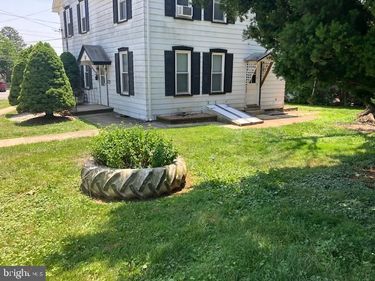 172 N 3RD STREET, Unit 1, OXFORD, PA 19363