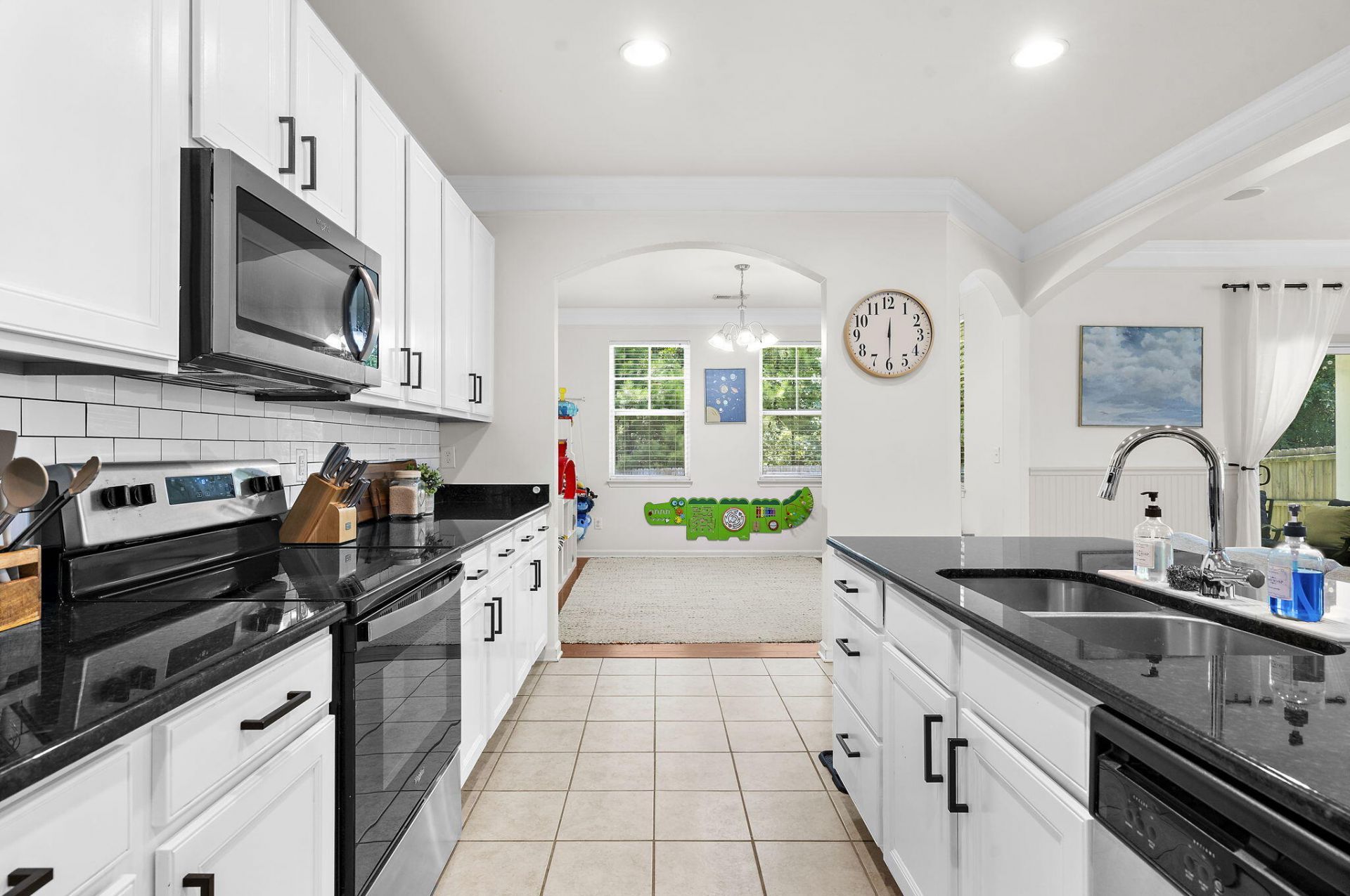 237 Oglethorpe Circle Photo 11