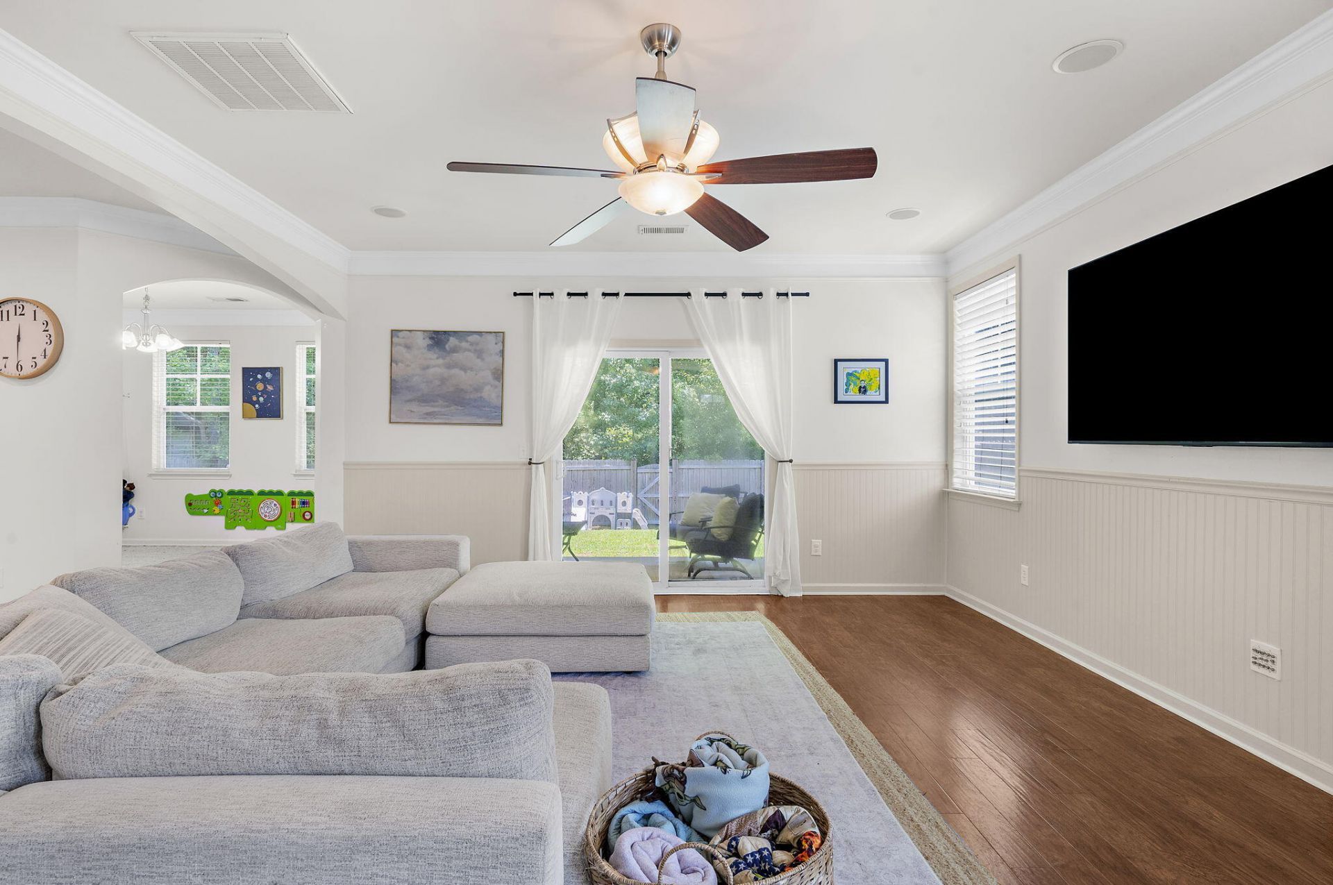 237 Oglethorpe Circle Photo 8