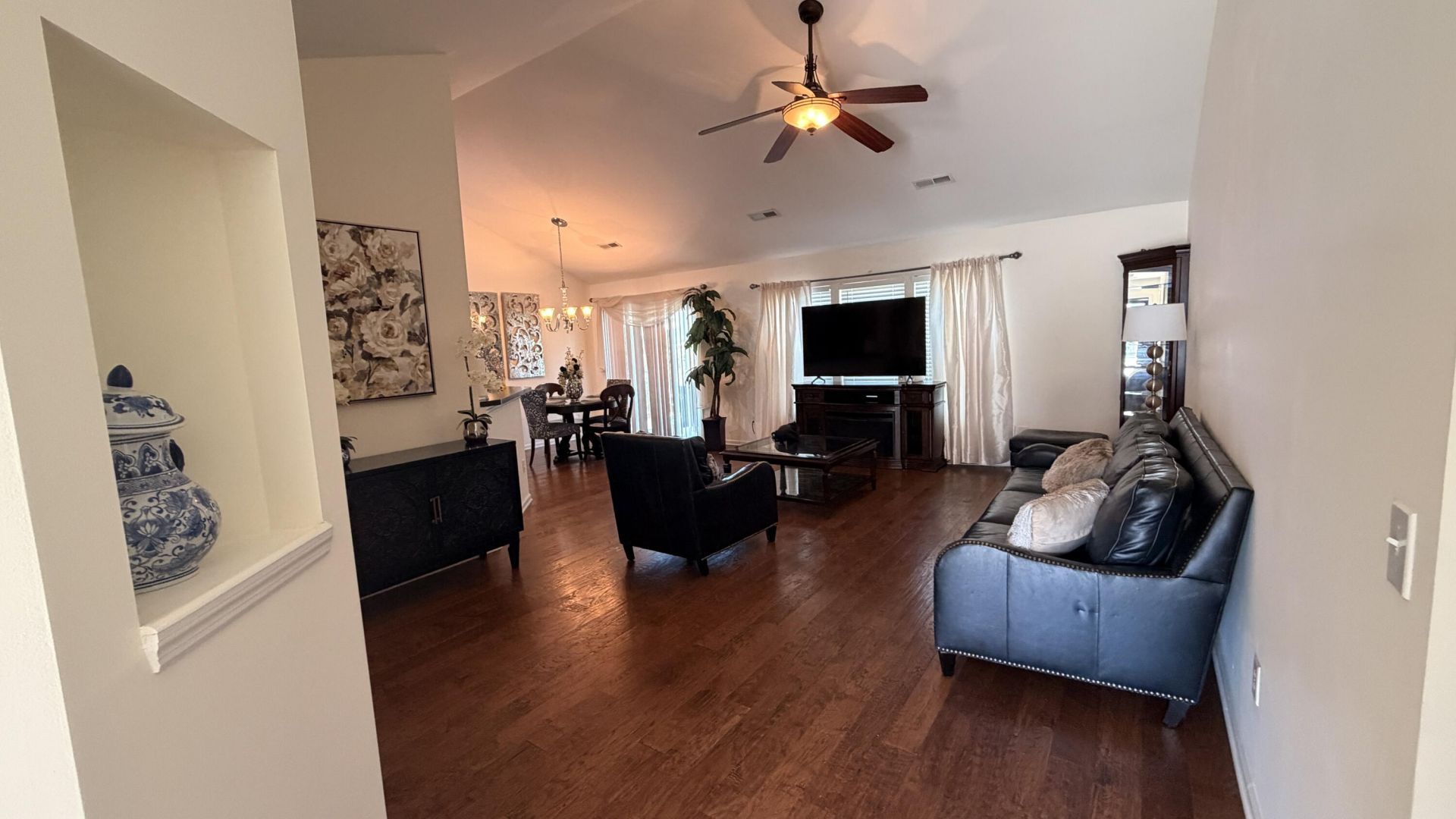 231 Donatella Drive Photo 5