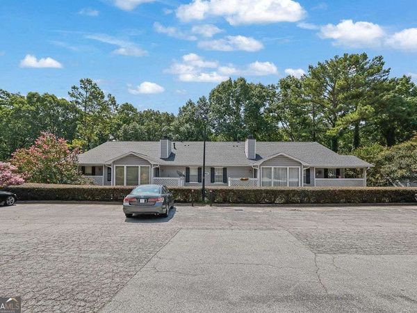 1004 Vicksburg Place, Atlanta, GA 30350