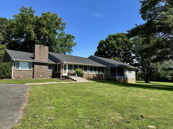991 Highway 39 E, Englewood, TN 37329