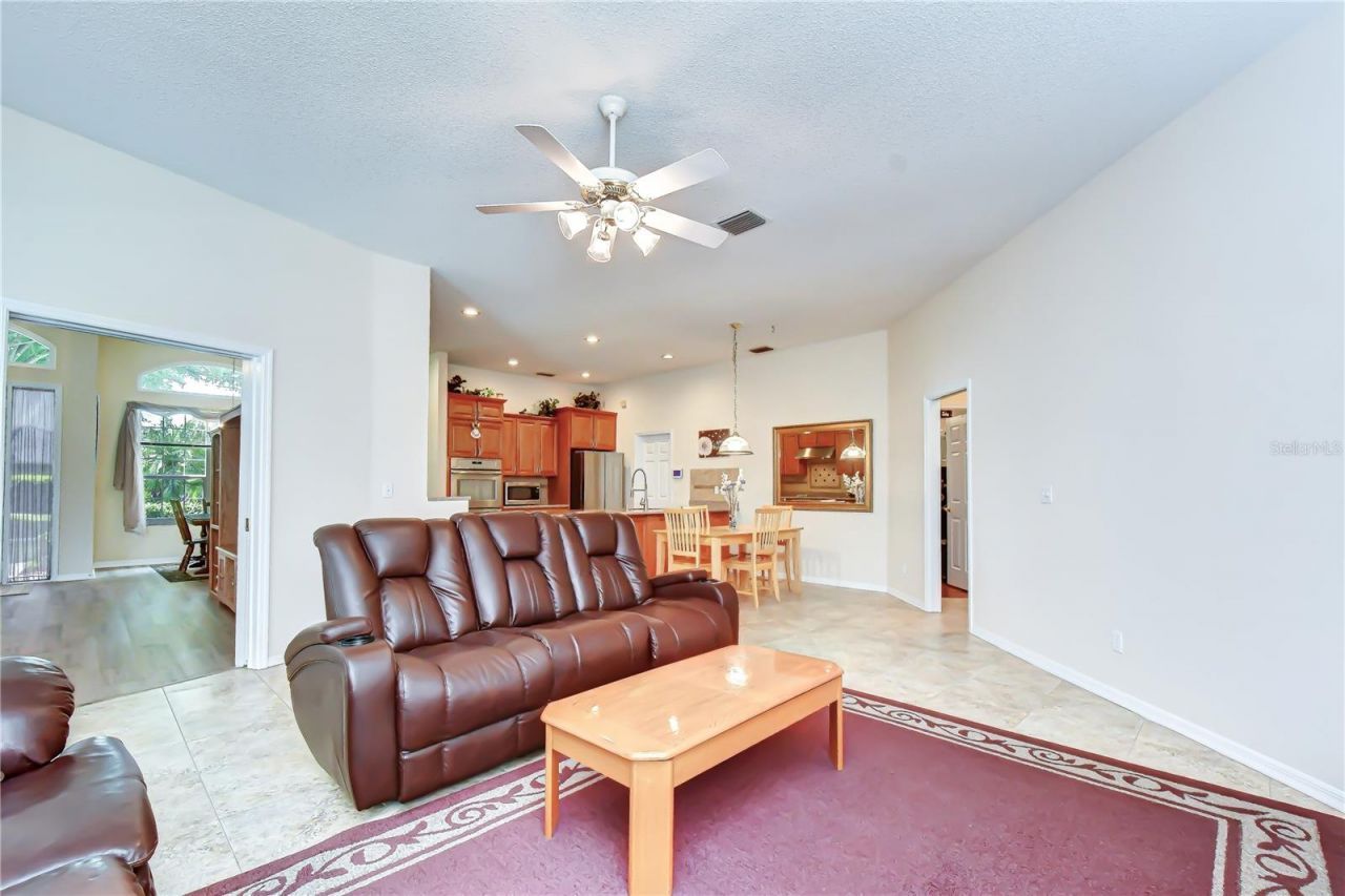 4916 Willow Ridge Terrace, Valrico, FL 33596 Photo