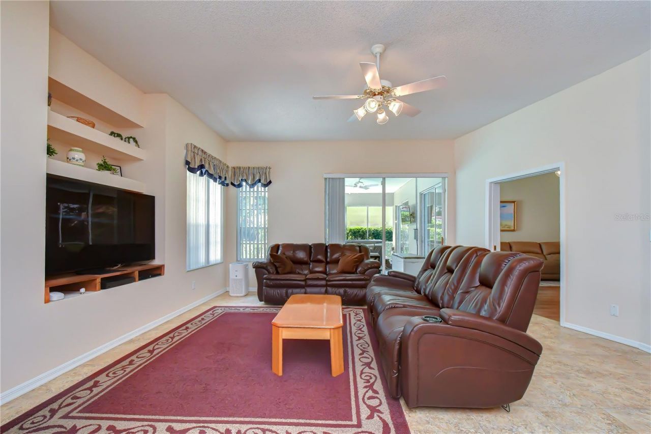 4916 Willow Ridge Terrace, Valrico, FL 33596 Photo