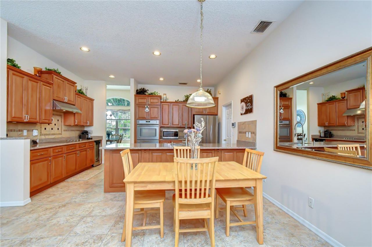 4916 Willow Ridge Terrace, Valrico, FL 33596 Photo
