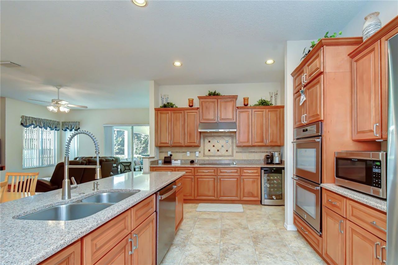 4916 Willow Ridge Terrace, Valrico, FL 33596 Photo
