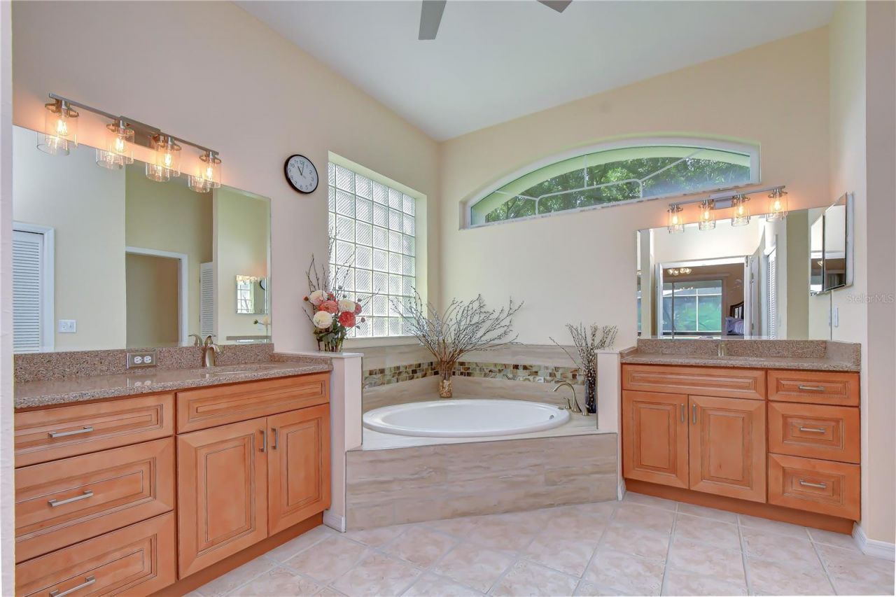 4916 Willow Ridge Terrace, Valrico, FL 33596 Photo