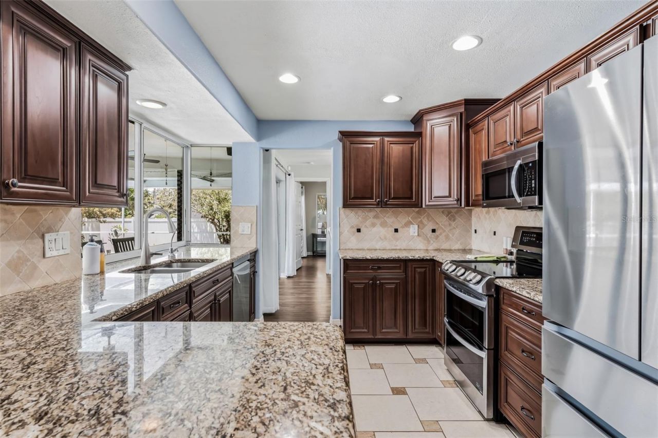 14570 Tanglewood Drive , Largo, FL 33774 Photo