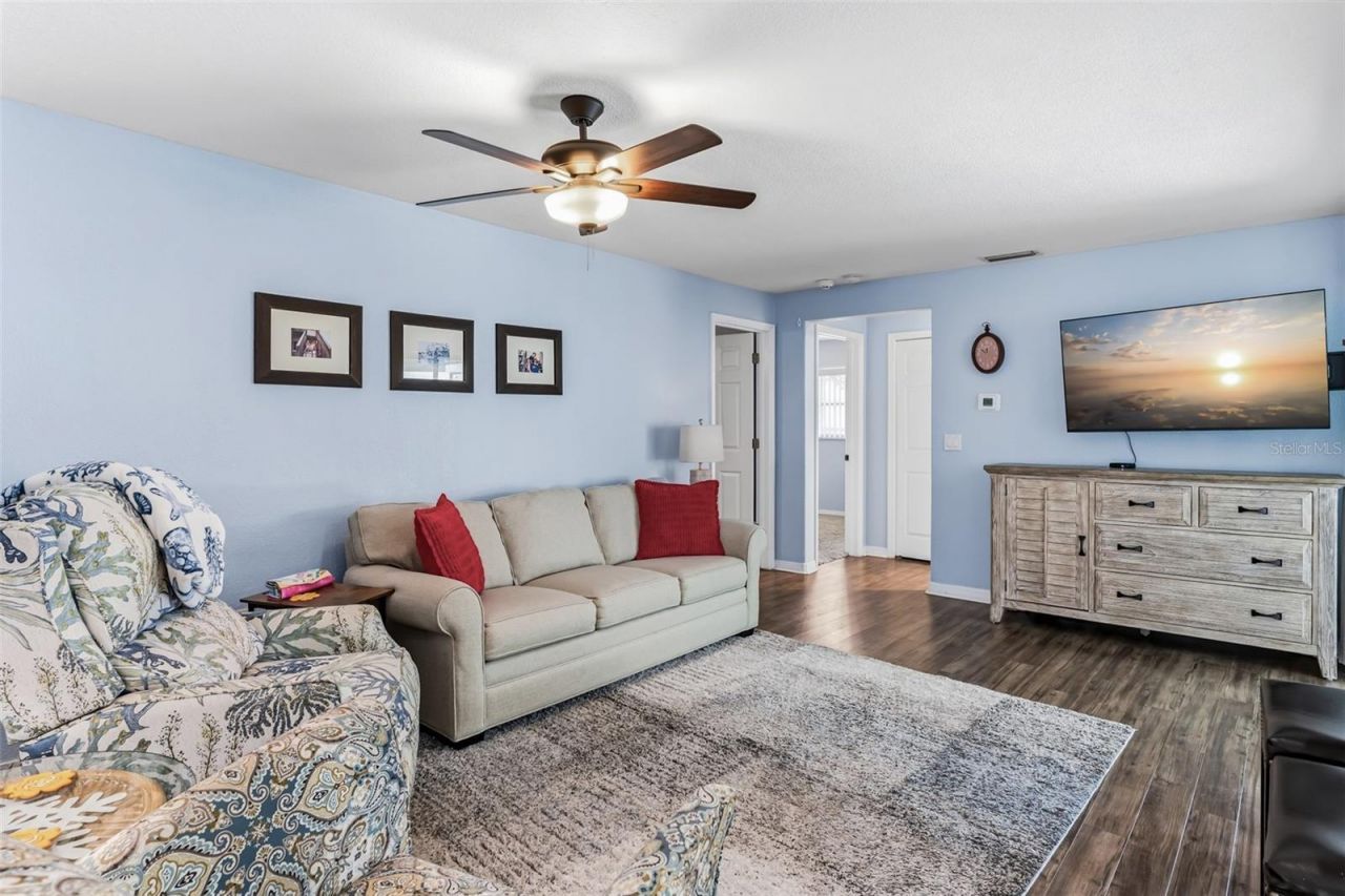 14570 Tanglewood Drive , Largo, FL 33774 Photo