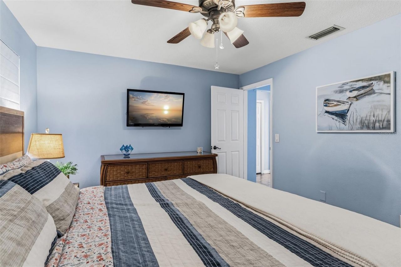 14570 Tanglewood Drive , Largo, FL 33774 Photo