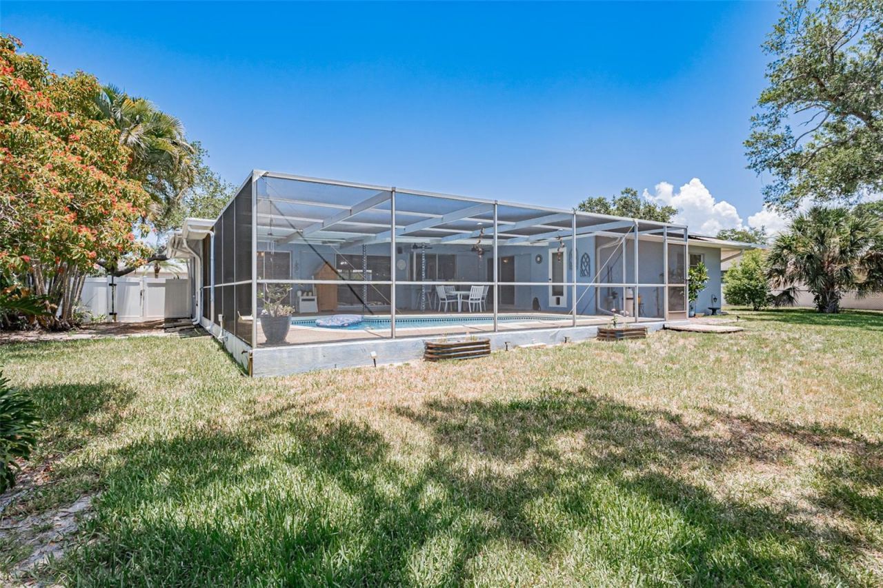 14570 Tanglewood Drive , Largo, FL 33774 Photo