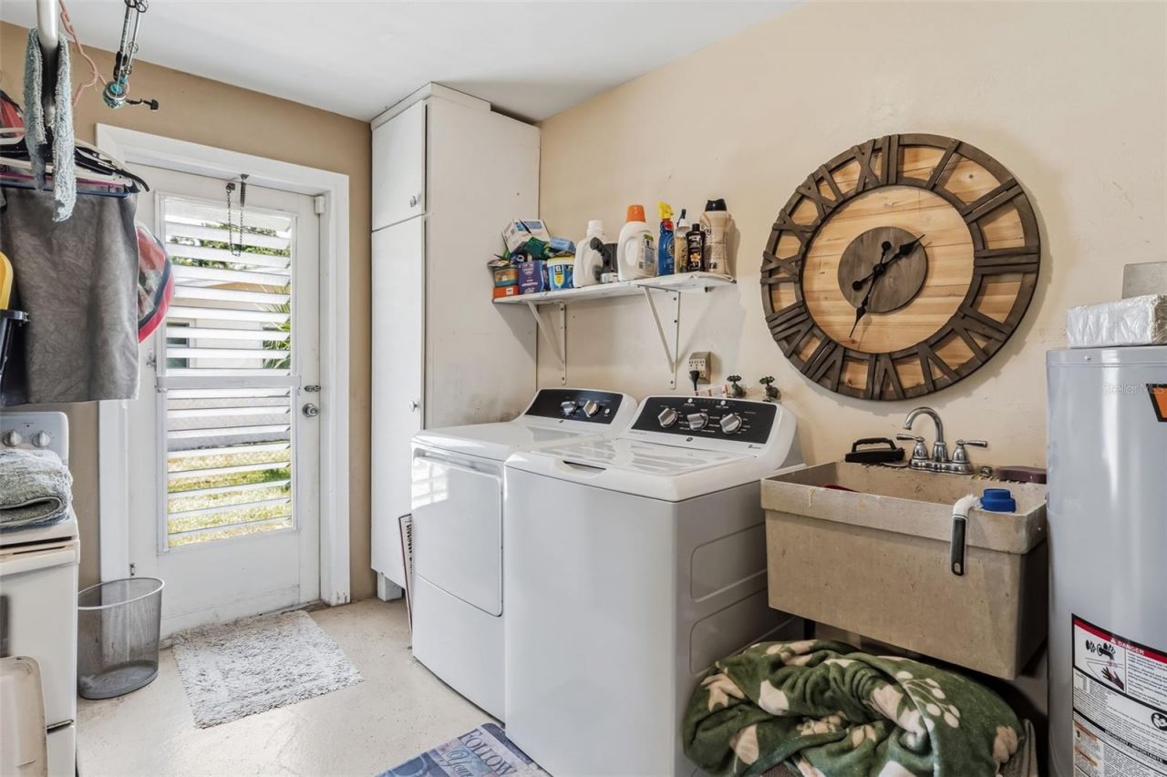 14570 Tanglewood Drive , Largo, FL 33774 Photo