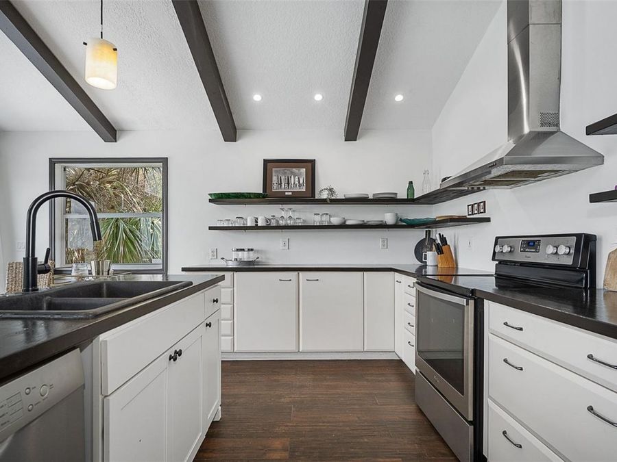Property Image 71