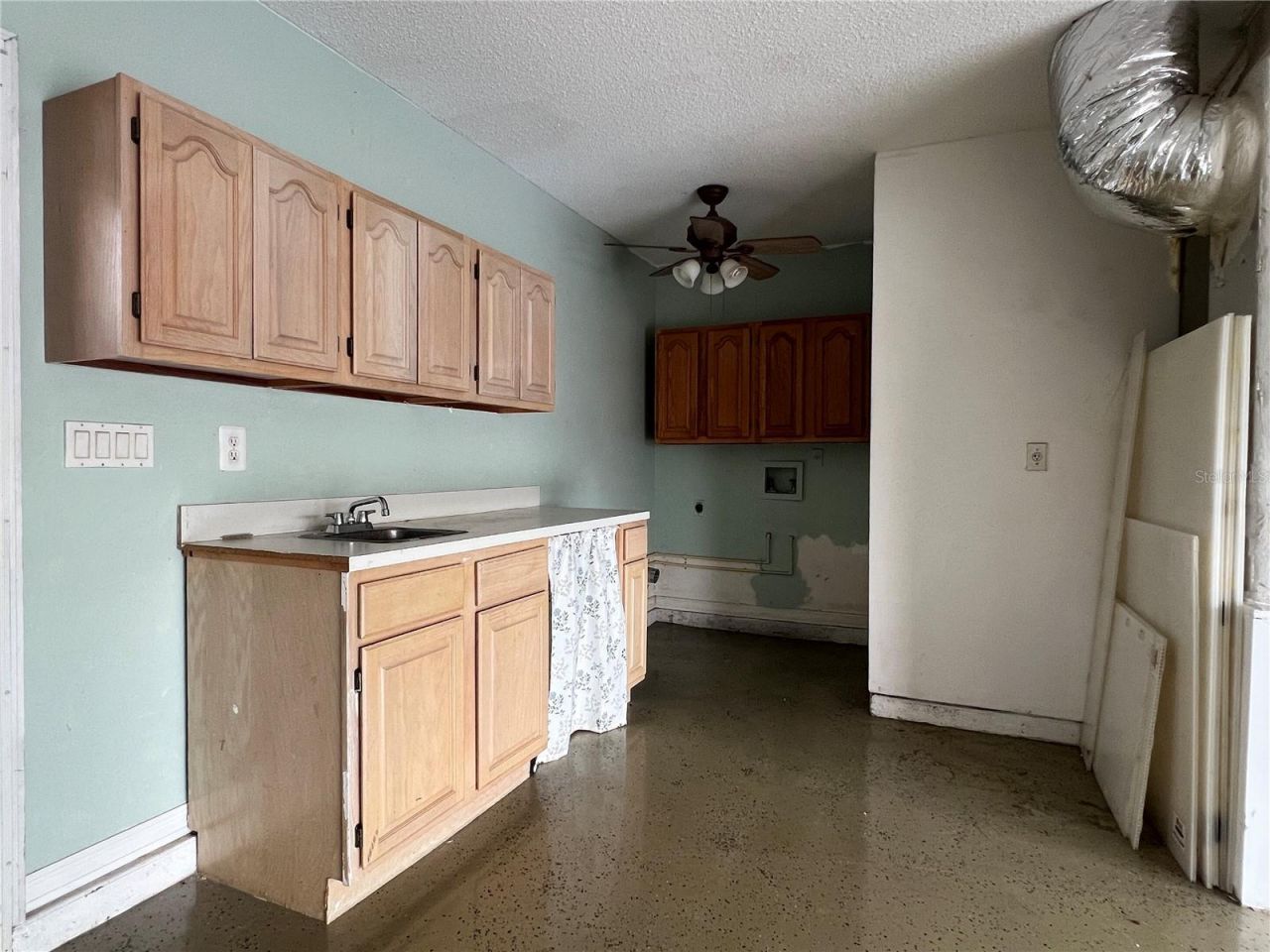 530 Minnow Court , Kenansville, FL 34739 Photo