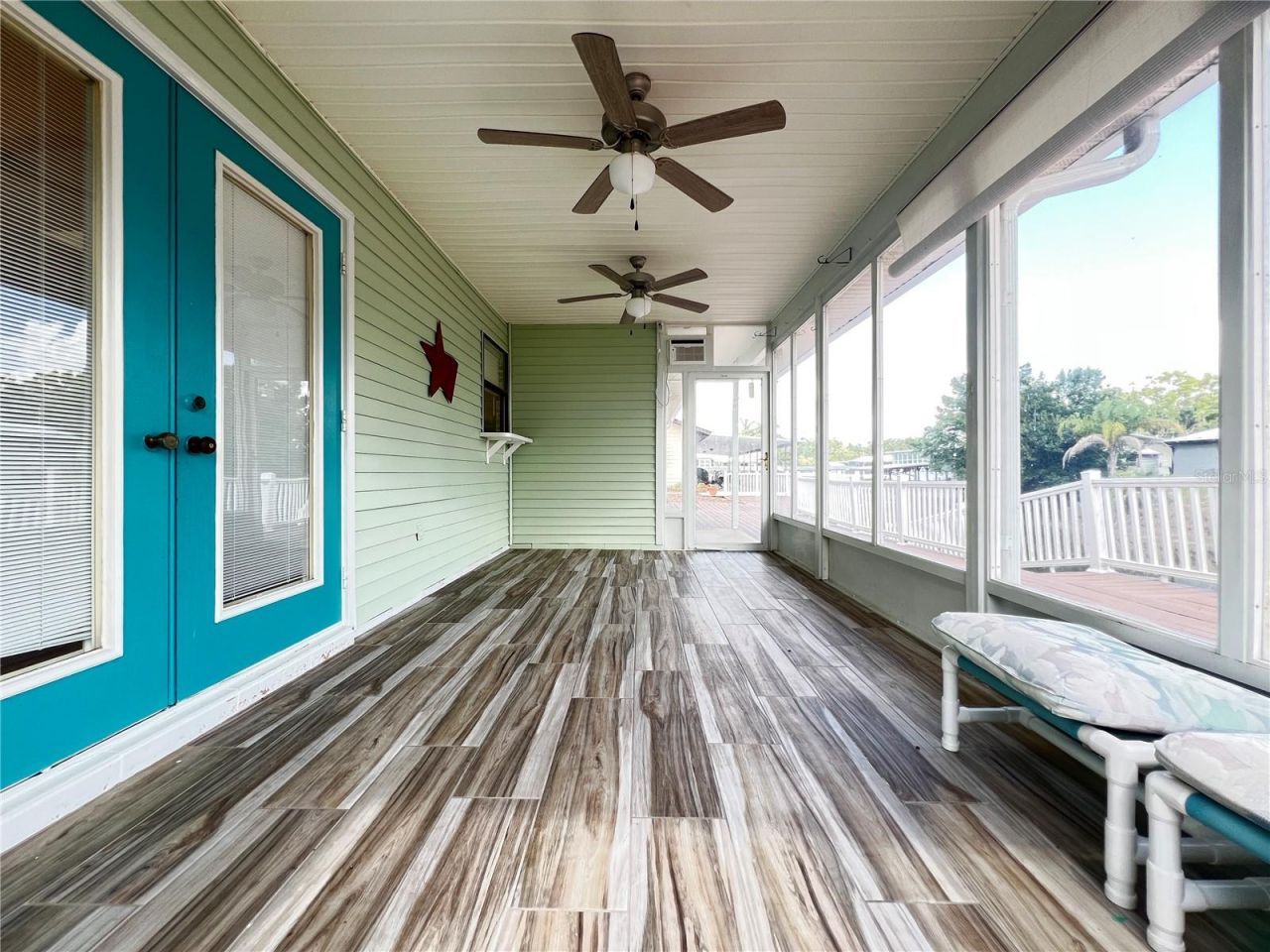 530 Minnow Court , Kenansville, FL 34739 Photo