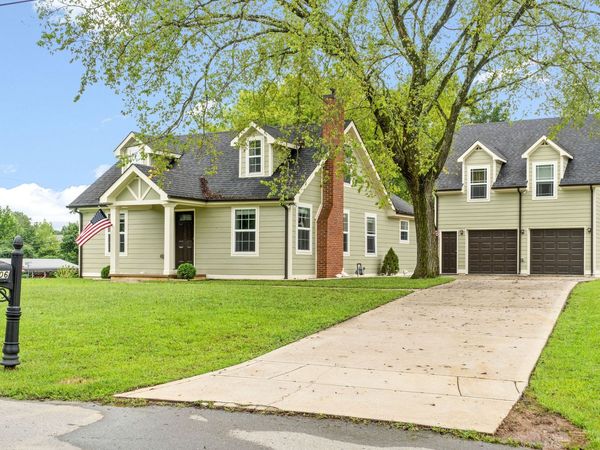 206 E St , Clarksville, TN 37042