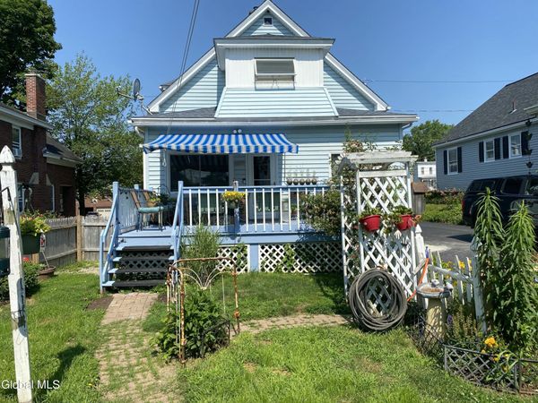 191 Brookside Avenue, Amsterdam, NY 12010