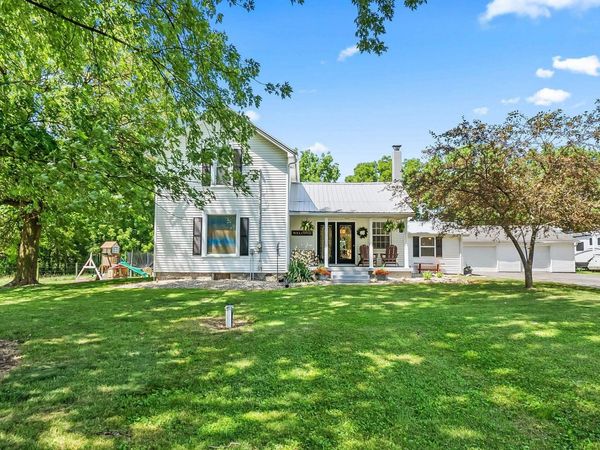 8256 N Angling Road, Kendallville, IN 46755