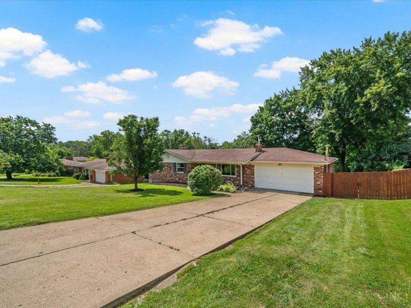 7353 Elkwood Drive, West Chester, OH 45069 Photo 4