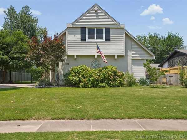 5652 S Boston Avenue , Tulsa, OK 74105