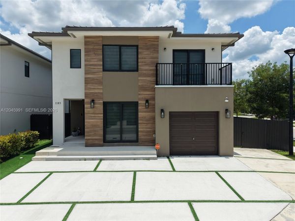 1183 NW 2nd St , Florida City, FL 33034